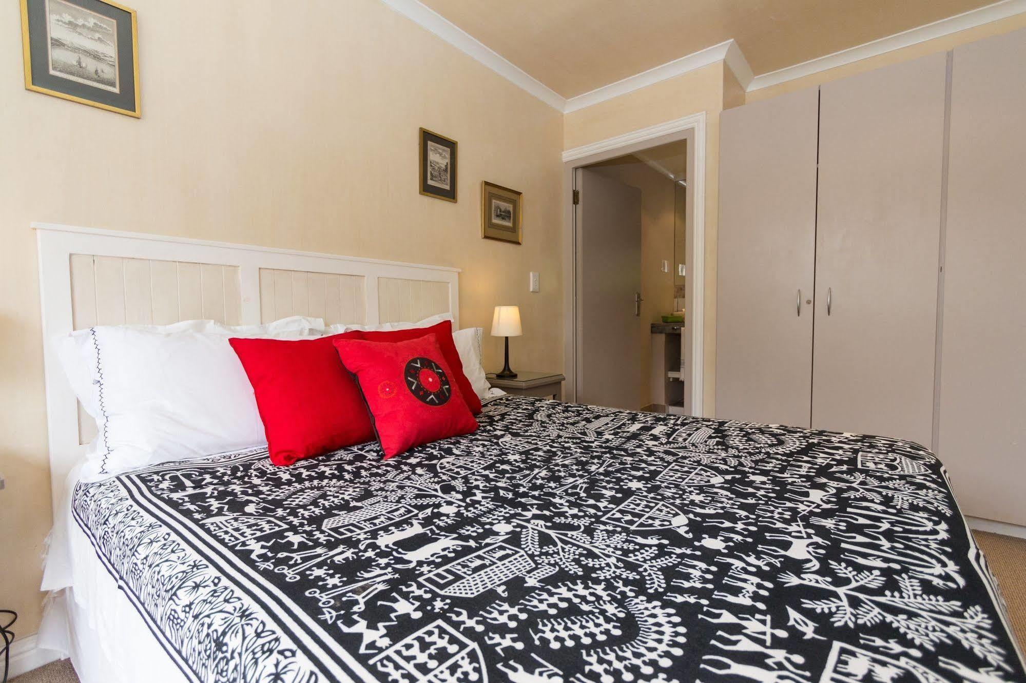 Hotel Cornerway House Plettenberg Bay Exterior foto